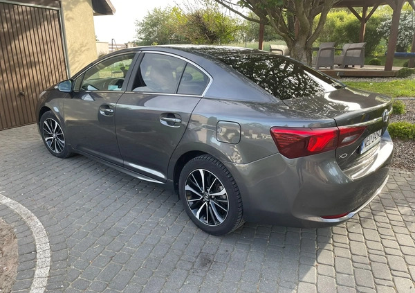Toyota Avensis cena 72500 przebieg: 123000, rok produkcji 2018 z Łomża małe 29